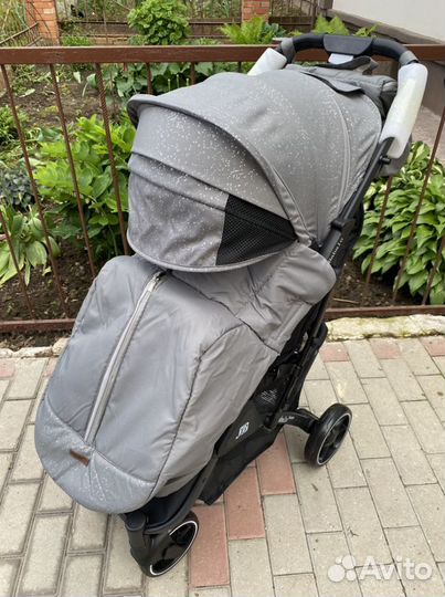 Новая прогулочная коляска babalo серый снег