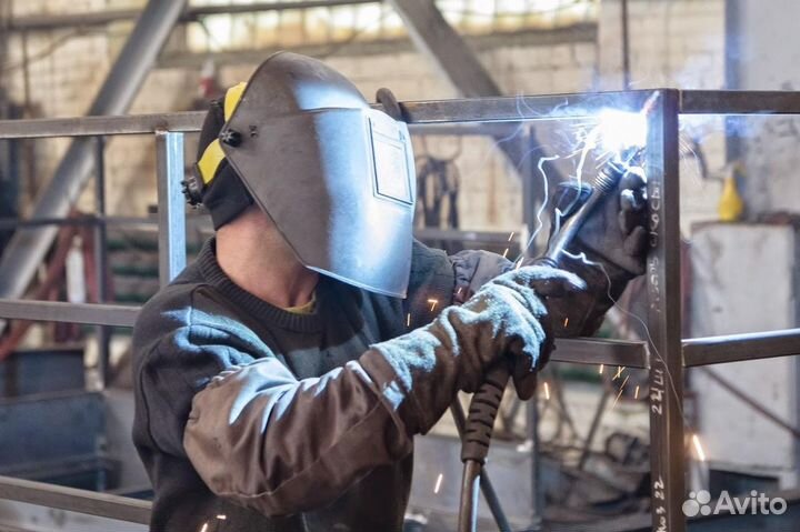 Сварщик металлоконструкций