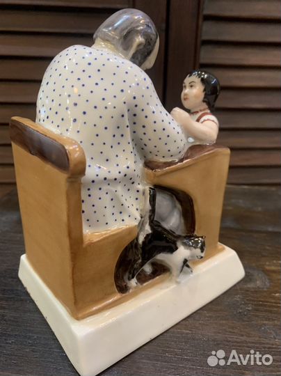 Фарфоровые статуэтки времен СССР лфз