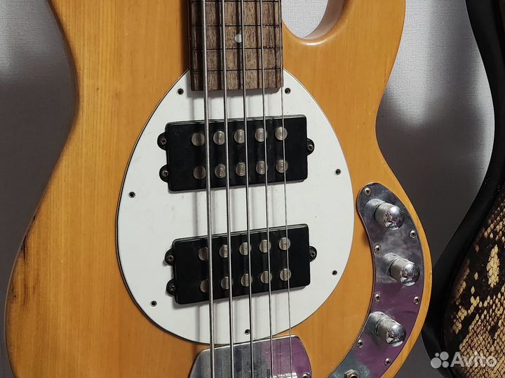 Бас-гитара Conquest