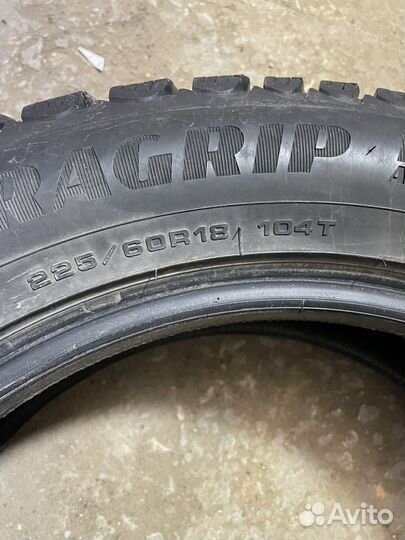 Goodyear UltraGrip Ice Arctic SUV 225/60 R18 104T