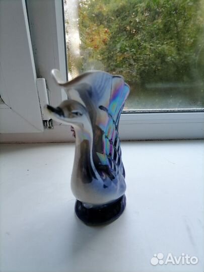 Ваза лебедь