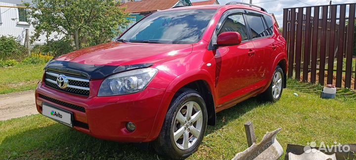 Toyota RAV4 2.4 AT, 2008, 215 000 км