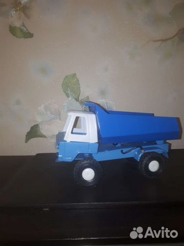 Реалистичные Игрушки. Камаз -43114. Камаз -65115