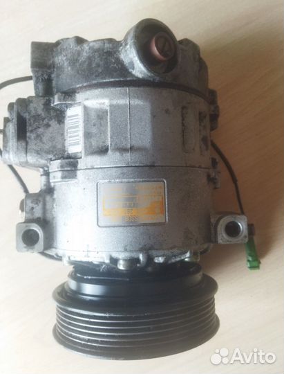 Компрессор кондиционера audi VW 4D0260808 (B)