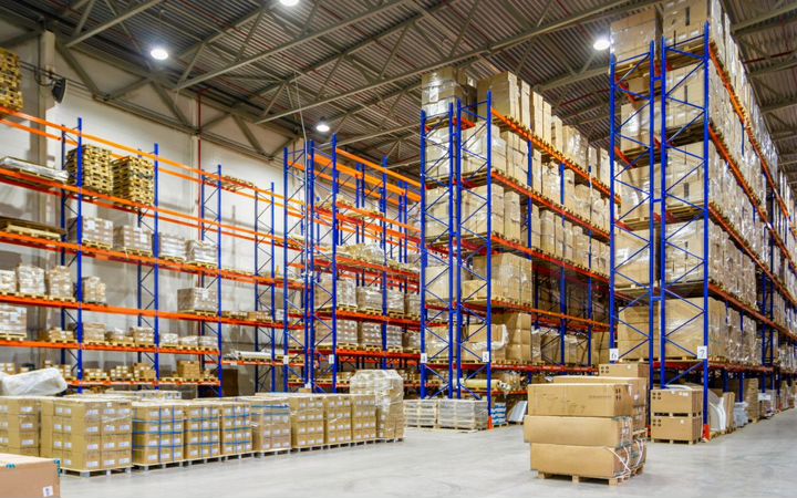 Склад, 1300 м²