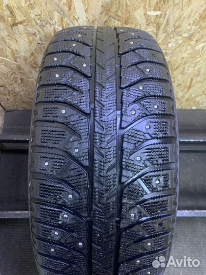 Bridgestone Ice Cruiser 7000 225/55 R17 97T