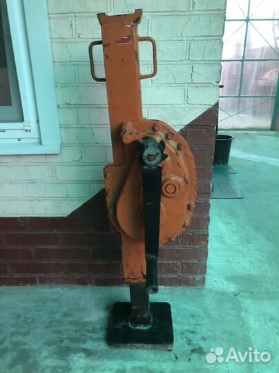 Домкрат реечный 20 тон