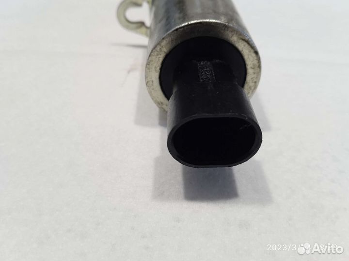 Клапан регулировки фаз грм 12992408