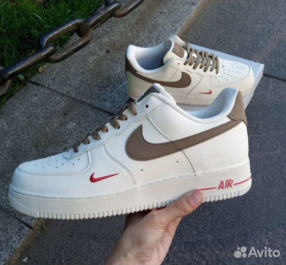 Nike Air Force 1 brown white