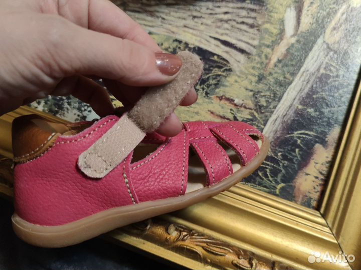Обувь для девочки. Кожа