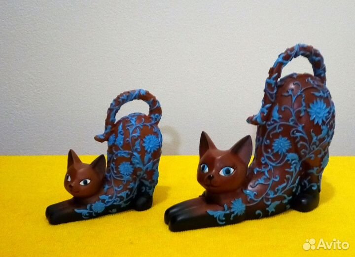 Кошечка статуэтки