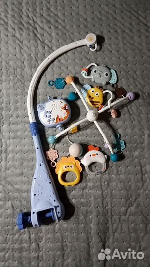 Мобиль на детскую кроватку