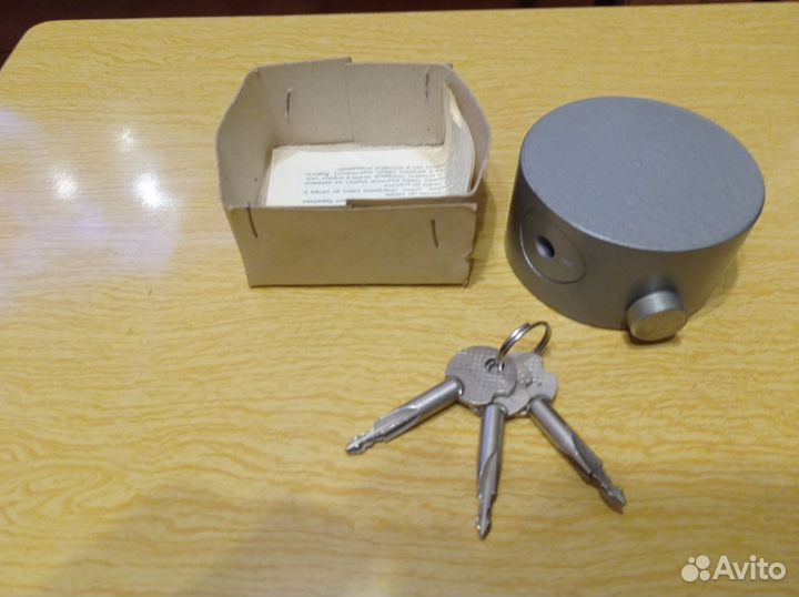 Замок гаражный навесной