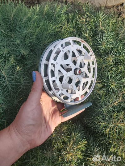 Катушка рыболовная СССР