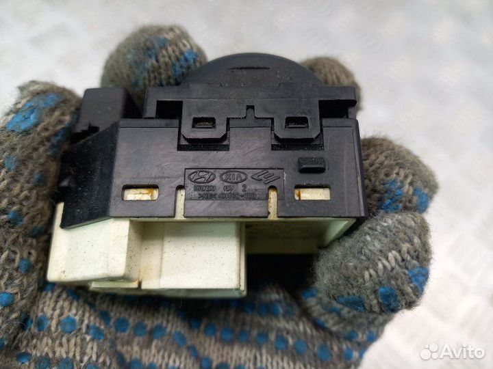 Блок управления зеркалами Kia Sportage 3 SL G4KD