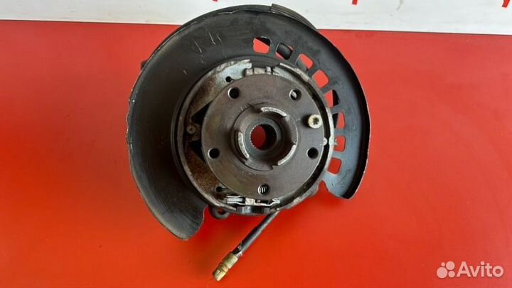 Ступица с кулаком в сборе задняя правая Audi Q7 4L