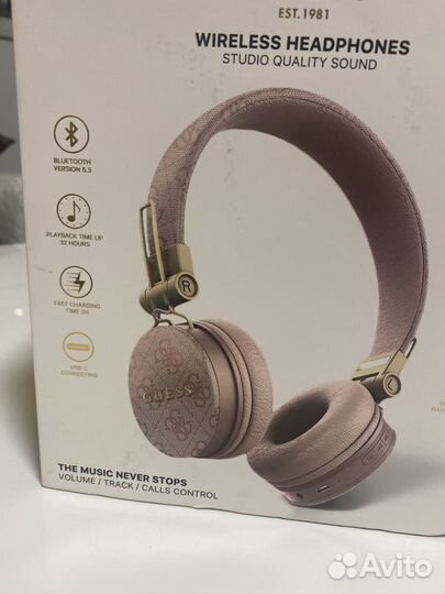 Беспроводные наушники guess розовые