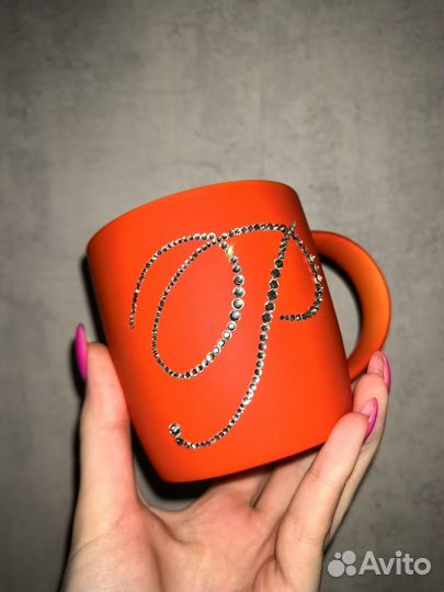 Инкрустация стразами