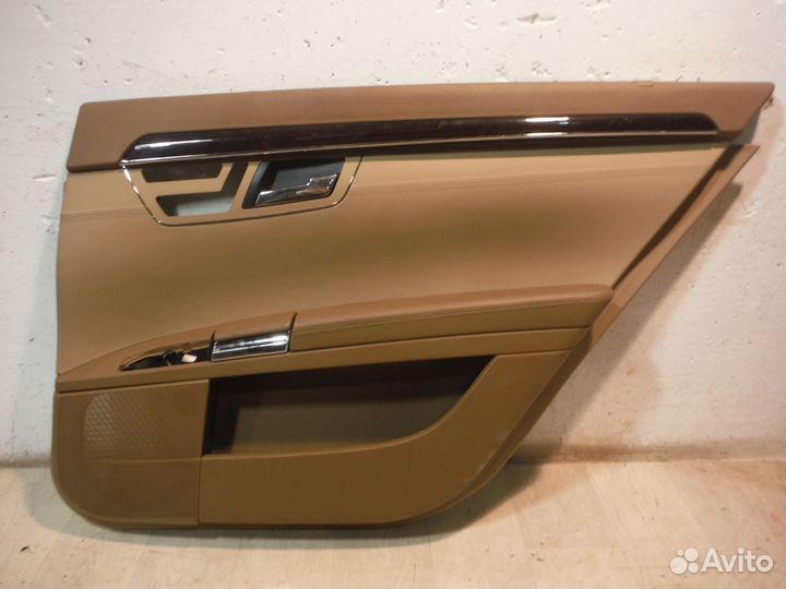 Обшивки двери задних Mercedes S W221 2011