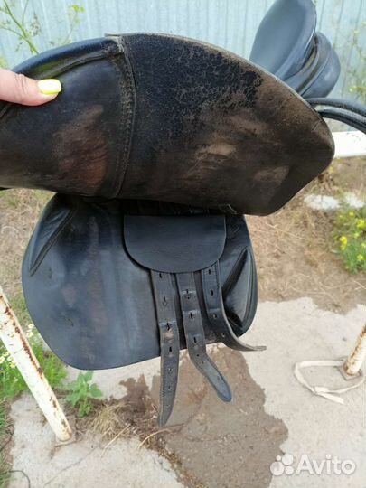 Седла разные выездка конкур троеборное