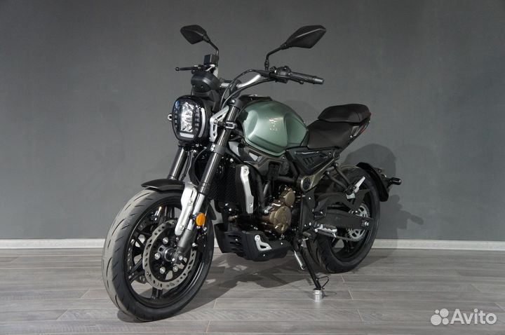 Мотоцикл Voge 300 AC