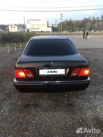 Mercedes-Benz E-класс 2.4 AT, 1998, 331 896 км