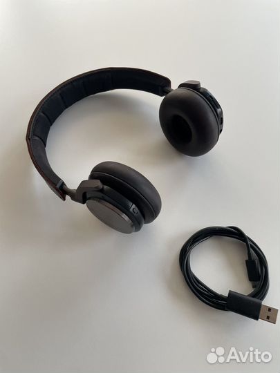 Bang & Olufsen Beoplay H8