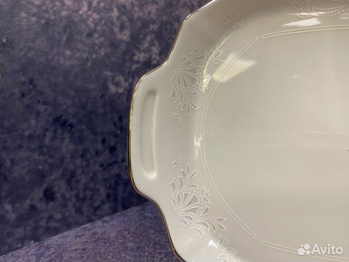 Поднос с ручками 