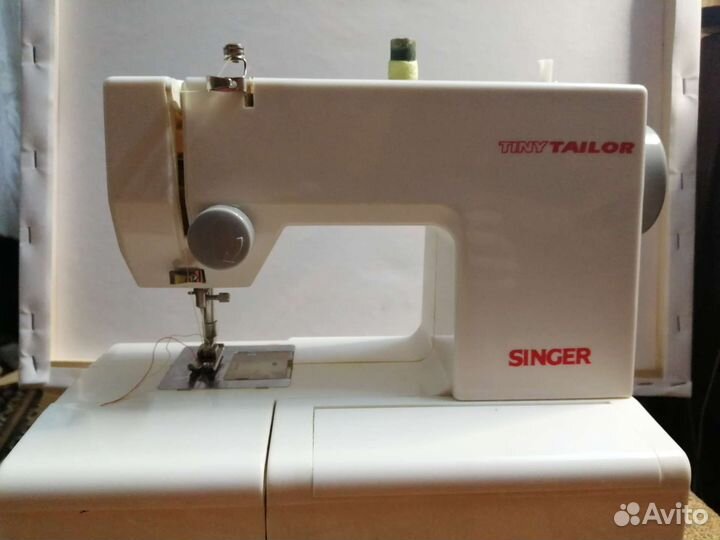 Швейная машина singer Tiny Tailor TT600X