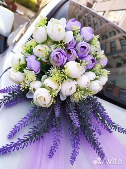 Цветы и фатин для свадебных машин