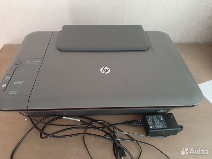 Принтер лазерный цветной hp