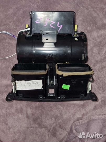 Монитор Тойота Авенсис