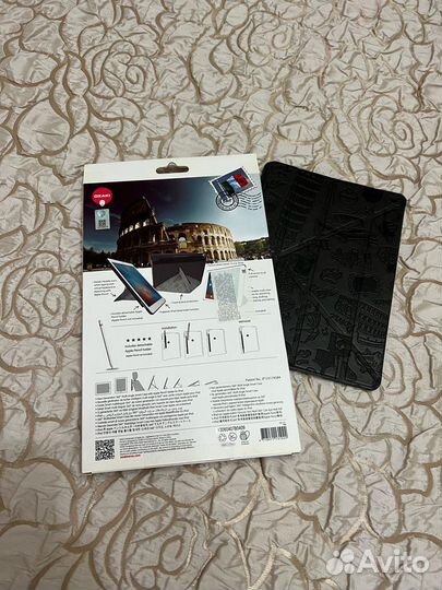 Чехол на Айпад