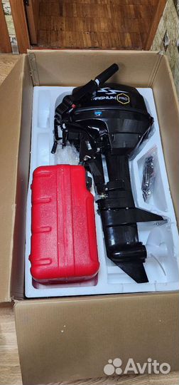 2-х тактный лодочный мотор magnum PRO SM 9.8 HS