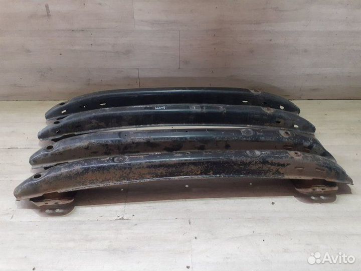 Усилитель заднего бампера Citroen C4