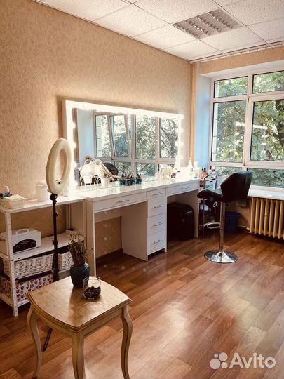 Аренда места Бровист/Визажист