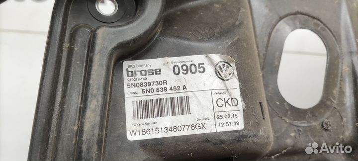 Стеклоподъемник правый задний Volkswagen Tiguan 2