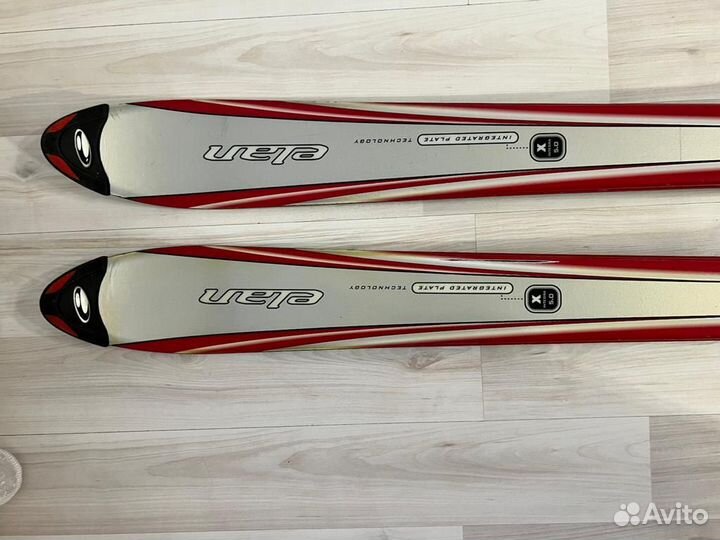 Горные лыжи Elan