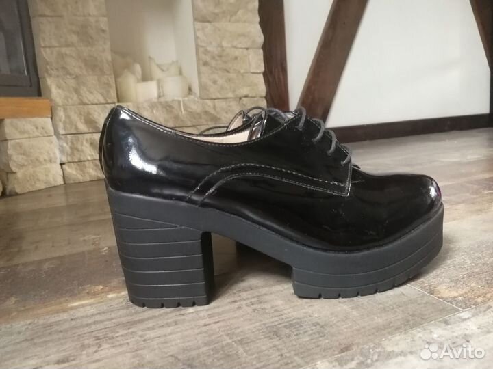 Полуботинки натуральная лаковая кожа Mario Mikke