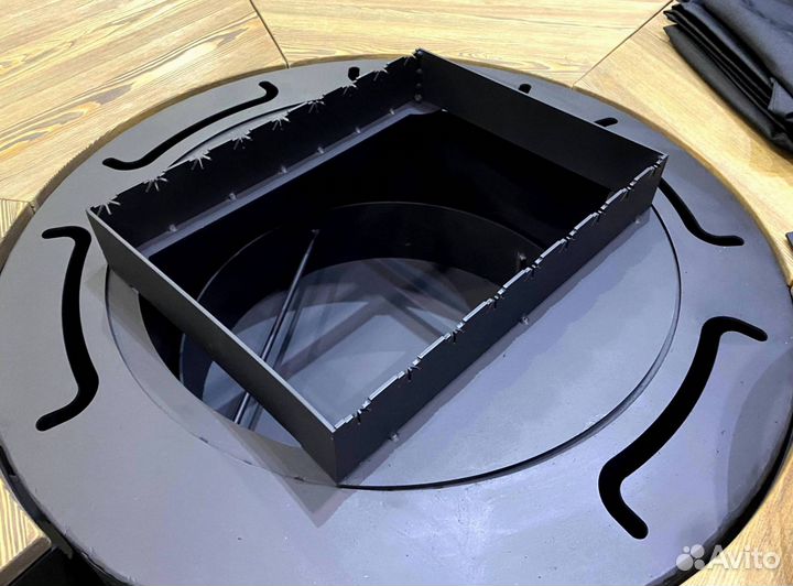 Мангальная зона, гриль стол