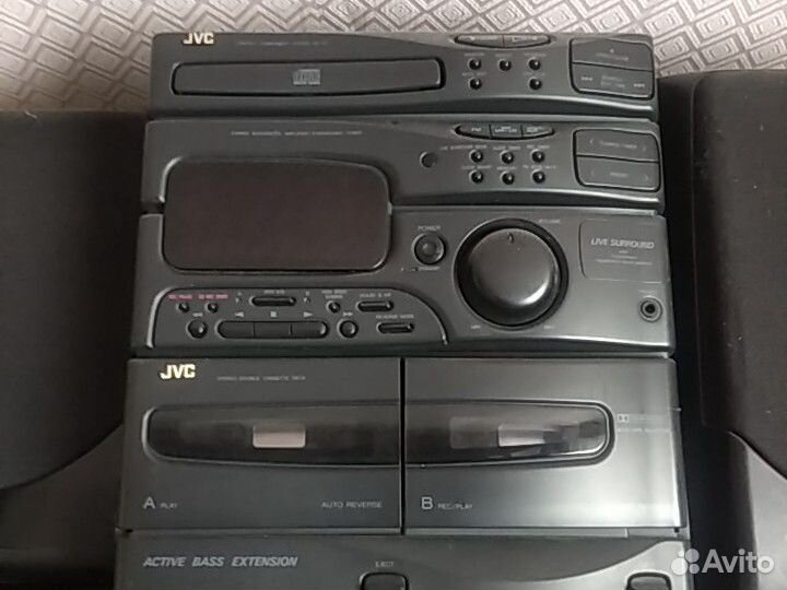 Музыкальный центр