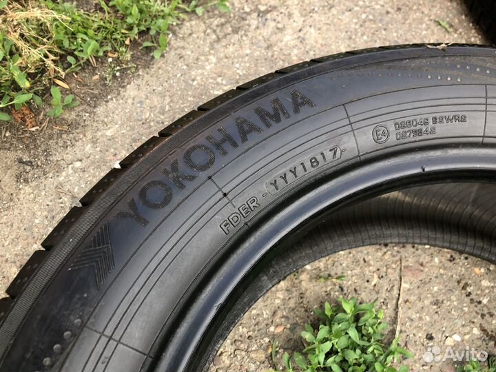 Yokohama BluEarth RV-02 215/60 R17