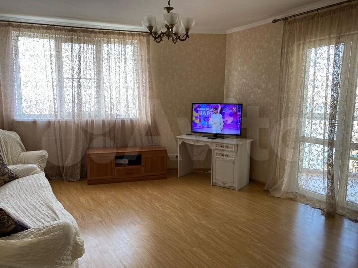 2-к. квартира, 80,5 м², 11/24 эт.