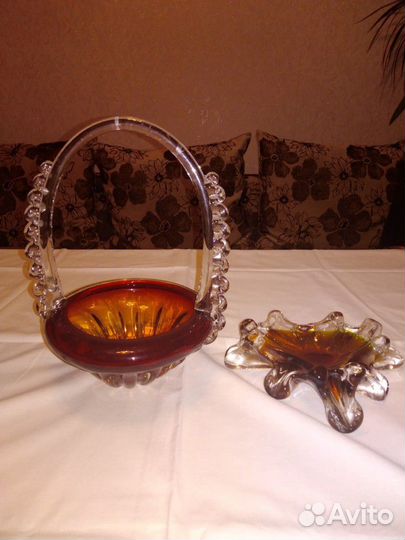 Корзина и пепельница