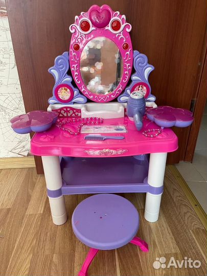 Набор игровой туалетный столик