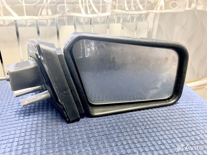 Правое зеркало заднего вида 2108