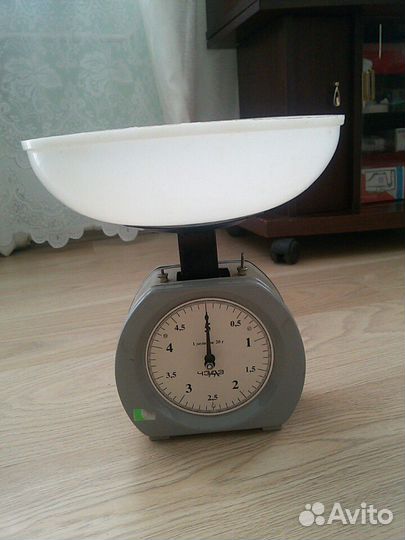 Весы настольные бытовые