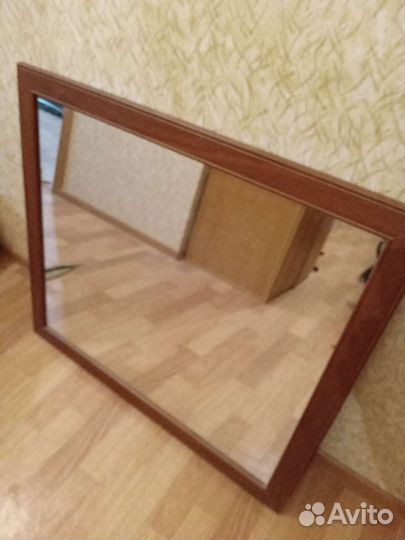 Зеркало в раме мдф 90 на 80 новое
