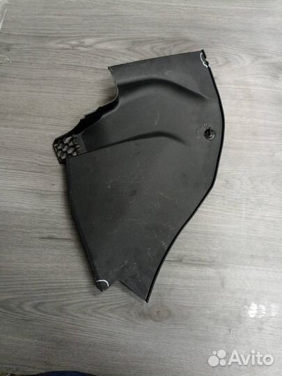 Подкапотный пластик BMW 5 G30/G31 G30 2020